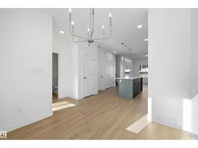 20711 43 AV NW photo 18