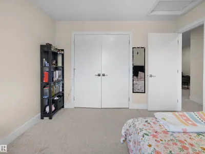 9923 222 ST NW photo 36