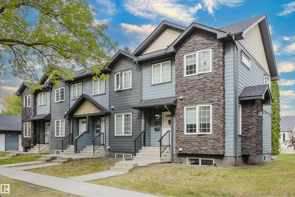 10204 - 10210 113 AV NW photo 3