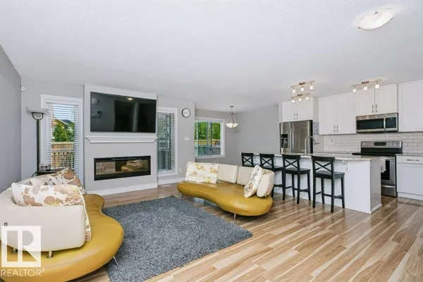 3496 Weidle Way SW photo 2