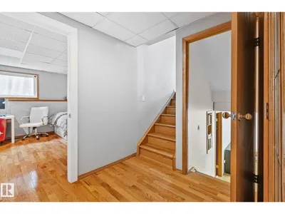 7503 190 ST NW photo 19