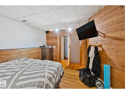 7503 190 ST NW photo 24