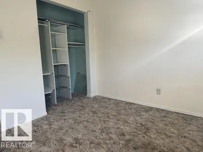11622 133 ST NW photo 10