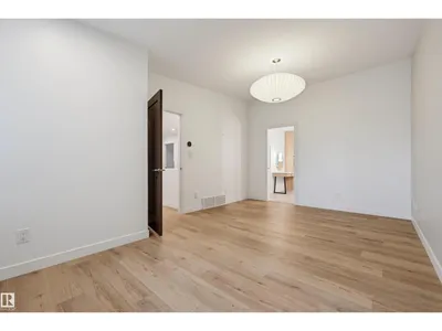 7727 139 ST NW photo 49
