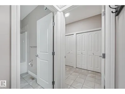 2304 89 ST SW photo 14