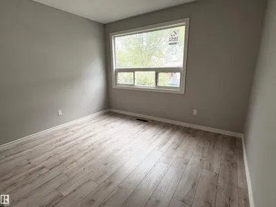 12764 118 ST NW photo 10
