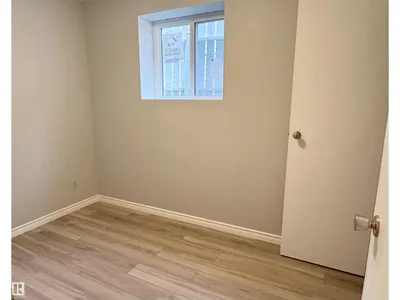 12764 118 ST NW photo 21