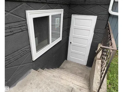12764 118 ST NW photo 26