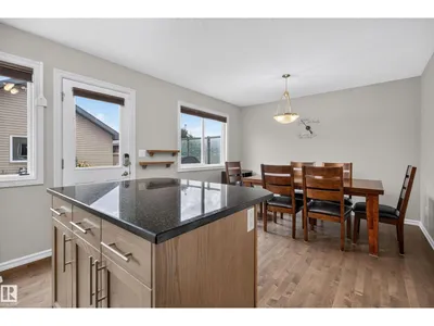 821 36A AV NW photo 12