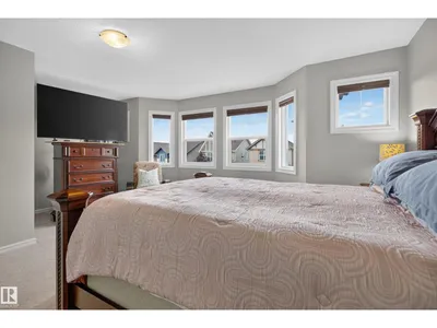 821 36A AV NW photo 17