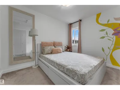 17833 70A ST NW photo 32