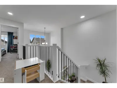 17833 70A ST NW photo 41