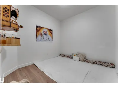 17833 70A ST NW photo 9