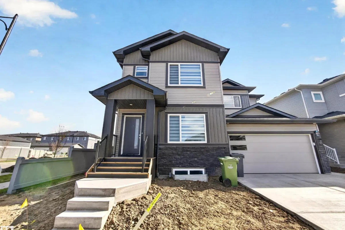 301 BRAE WY exterior