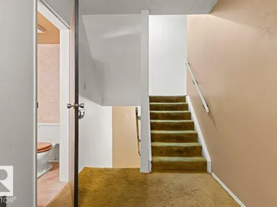 3022 108 ST NW photo 11