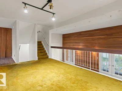 3022 108 ST NW photo 17