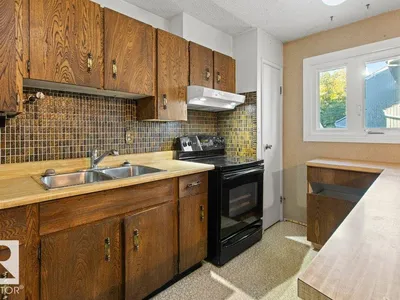 3022 108 ST NW photo 21