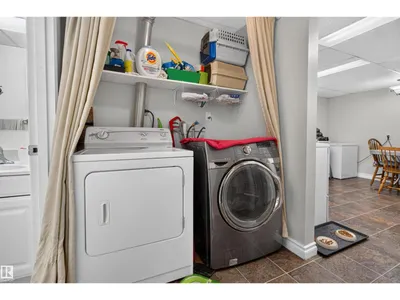 10831 80 AV NW photo 33