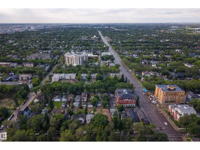 10831 80 AV NW photo 35