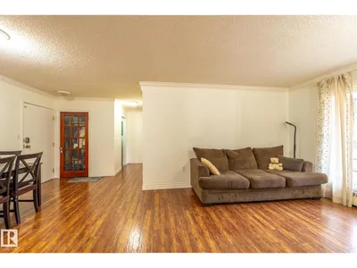 #142 10636 120 ST NW photo 25