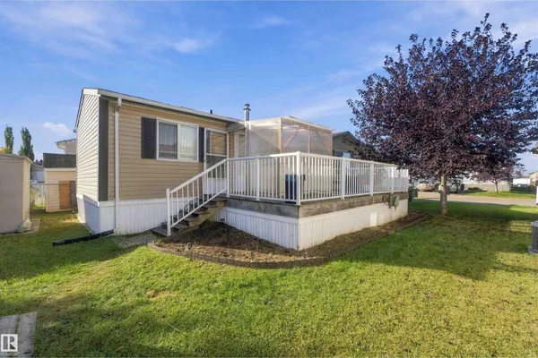 442 Oak Wood CR NW photo 3