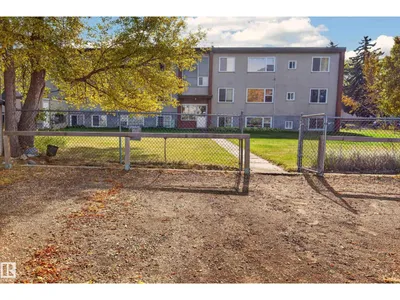 #7 11614 112 AV NW photo 18