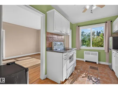 #7 11614 112 AV NW photo 7