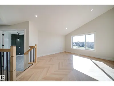 8523 183 AV NW photo 22