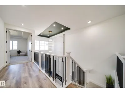 8752 183 AV NW photo 20