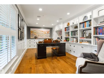 12719 39 AV NW photo 31