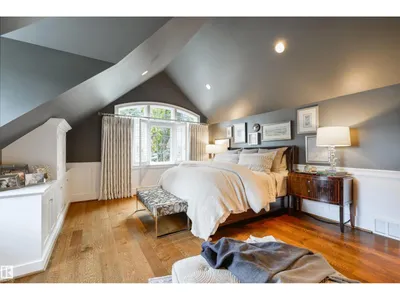 12719 39 AV NW photo 52