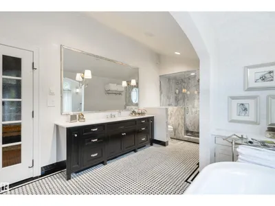 12719 39 AV NW photo 57