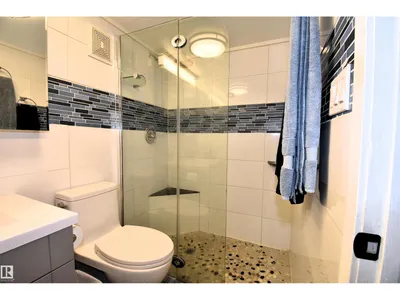 #102 11325 109 AV NW photo 9