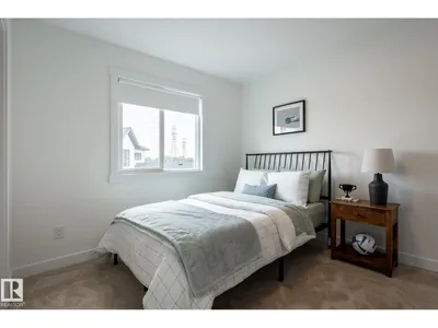 307 158 AV NE photo 16