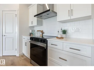 307 158 AV NE photo 6