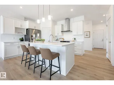 307 158 AV NE photo 7
