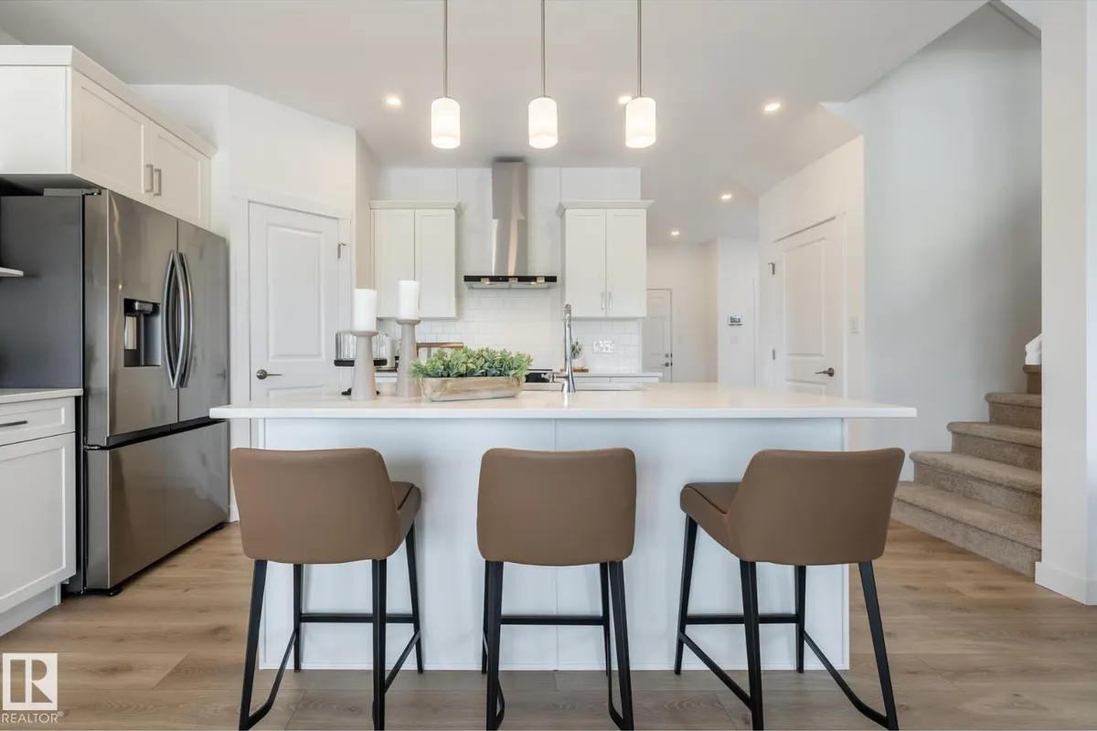307 158 AV NE exterior