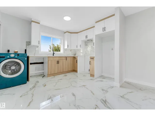 3432 60 ST NW, Edmonton