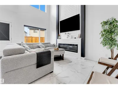 1428 11 AV NW photo 13