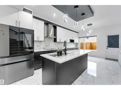 1428 11 AV NW photo 17
