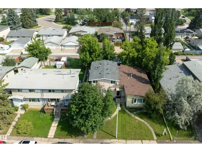 11236 40 AV NW photo 45