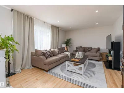 11236 40 AV NW photo 6