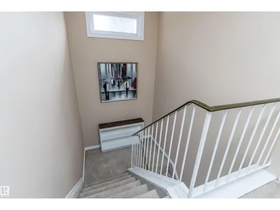 11236 40 AV NW photo 22