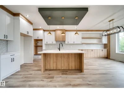 8740 183 AV NW photo 12