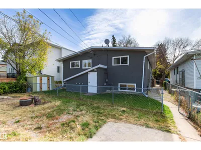 10550, 10552 62 AV NW photo 45