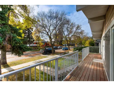 10550, 10552 62 AV NW photo 40