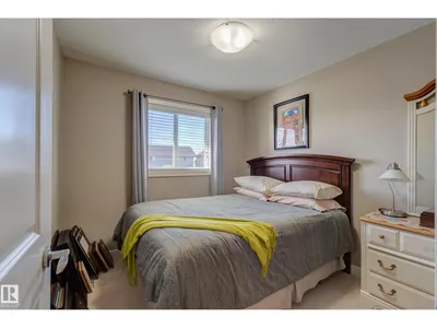 22015 97 AV NW photo 31