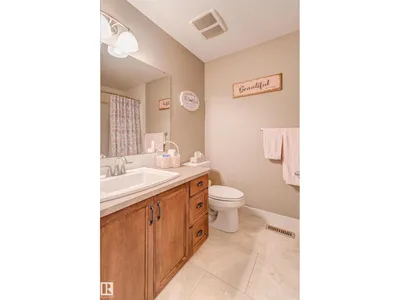 22015 97 AV NW photo 33
