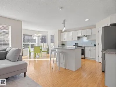 11531 11 AV SW photo 7