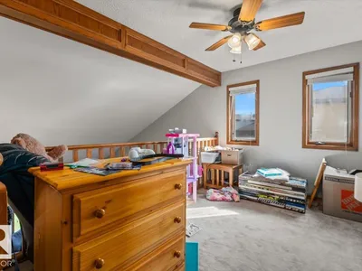 8015 158 AV NW photo 20